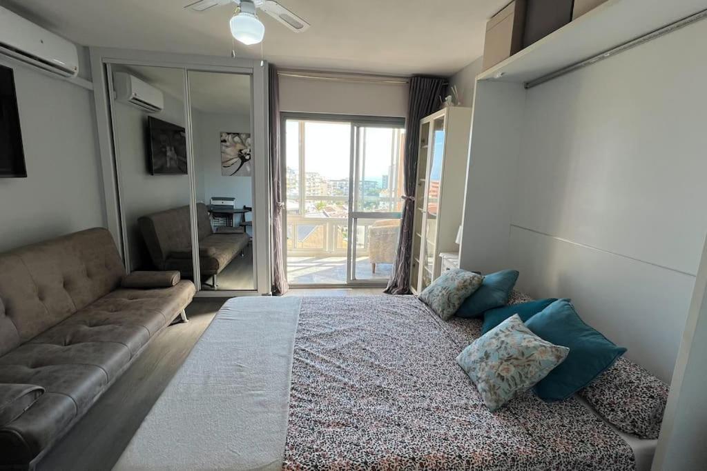 Estudio Aguila Con Vistas Al Mar เบนัลมาเดนา ภายนอก รูปภาพ